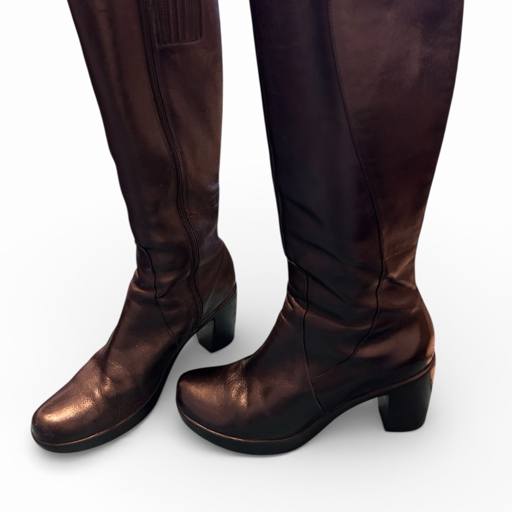 Elegant Black Leather Dansko Knee-High Women's Boots